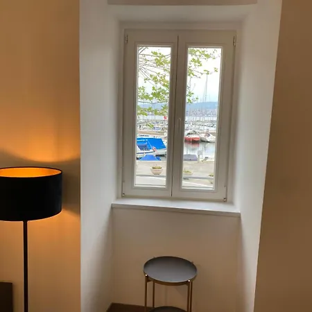 Al Fronte Mare Suites Apartments Muggia Exterior photo